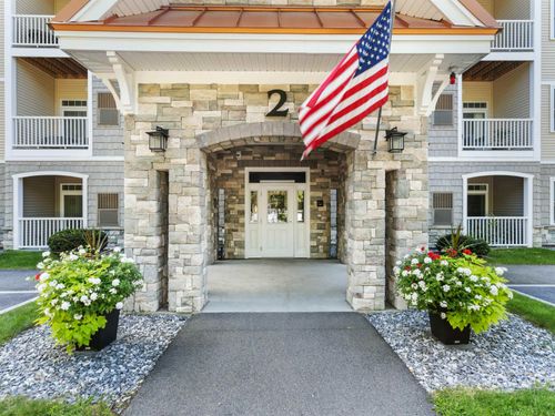412-2 Henry David Drive, Nashua, NH, 03062 | Card Image