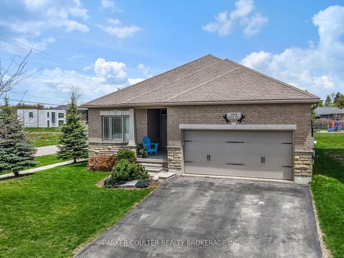 3938 Wood Ave, Severn, ON, L3V0T9 | Card Image