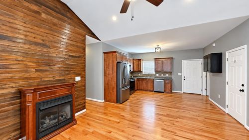 389 Morgan Road, Wellford, SC, 29385 | Card Image
