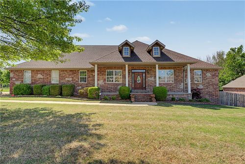 937 Aylesbury Ln, Cave Springs, AR, 72718-9427 | Card Image