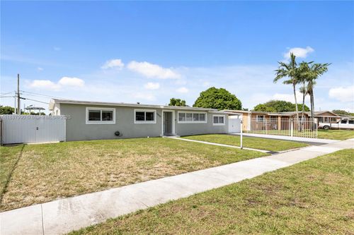 19602 Nw 37th Ct, Miami Gardens, FL, 33055-1950 | Card Image
