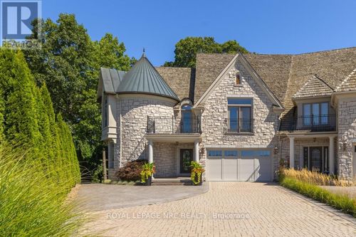 6399 Pinestone Rd, Niagara Falls, ON, L2J4L1 | Card Image