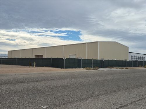 9541 Commerce Way, Adelanto, CA, 92301-3948 | Card Image