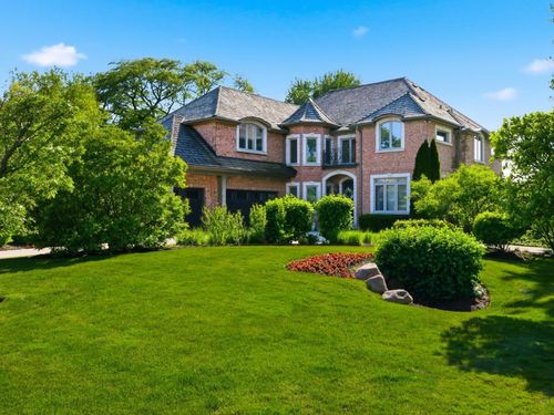 809 Edgemont Ln, Park Ridge, IL, 60068-2654 | Card Image