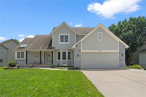 4213 Sw Sapelo Dr, Lee's Summit, MO, 64082-5016 | Card Image