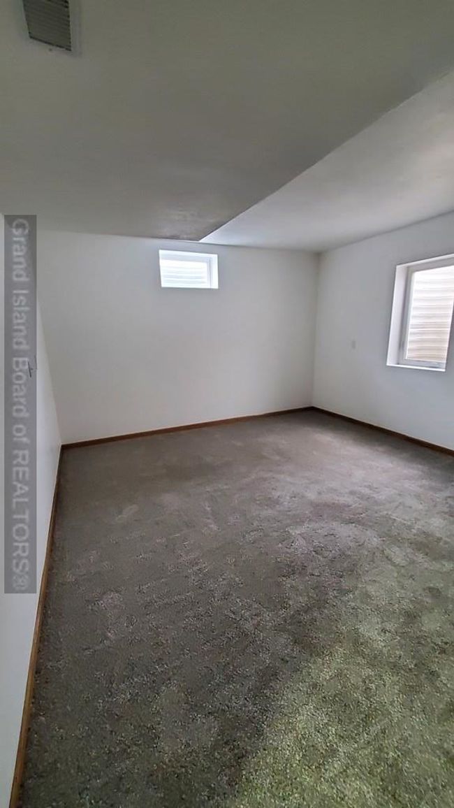 511 E Ayres St, House other with 6 bedrooms, 3 bathrooms and null parking in Shelton NE | Image 16