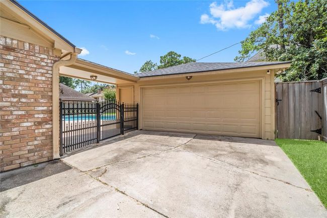 16111 Maplehurst Dr, House other with 4 bedrooms, 4 bathrooms and 2 parking in Spring TX | Image 22