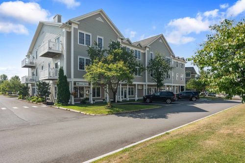 unit-207-78 Severance Grn, Colchester, VT, 05446-5758 | Card Image