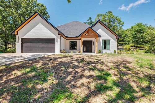 3011 Beauchamp Rd, Little Rock, AR, 72210-5103 | Card Image