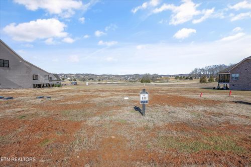 1582 Black Bear Cir, Loudon, TN, 37774 | Card Image