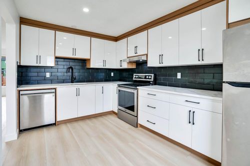 553 Abinger Rd Ne, Calgary, AB, T2A6M4 | Card Image