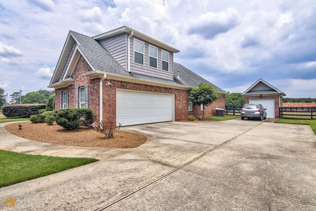1204 White Columns Dr, House other with 3 bedrooms, 3 bathrooms and null parking in Monroe GA | Image 7