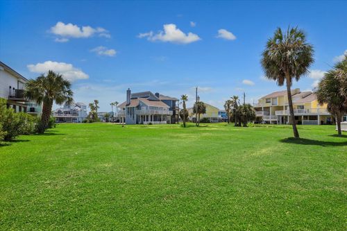 4105 Ghost Crab Ln, Galveston, TX, 77554 | Card Image