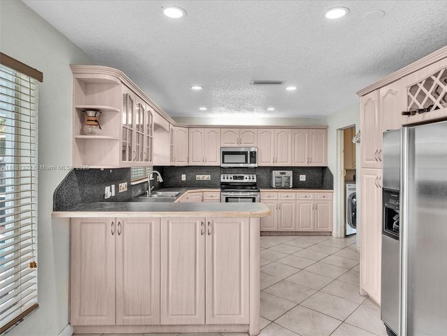 8970 Johnson St, House other with 3 bedrooms, 2 bathrooms and null parking in Pembroke Pines FL | Image 24