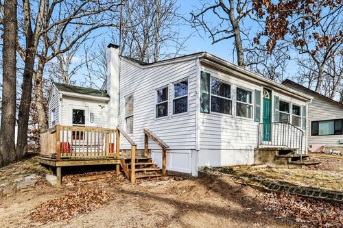 211 North Dr, Brooklyn, MI, 49230-8910 | Card Image