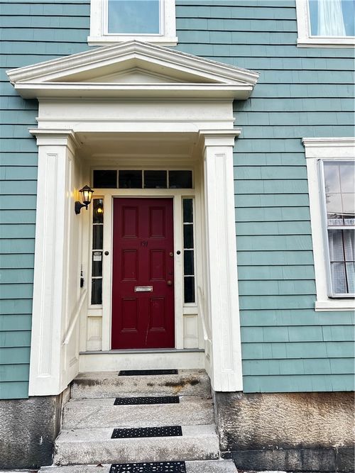 2-191 Transit St, Providence, RI, 02906-1054 | Card Image