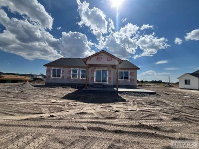 952 Jack Ln, House other with 6 bedrooms, 3 bathrooms and 3 parking in Idaho Falls ID | Image 2