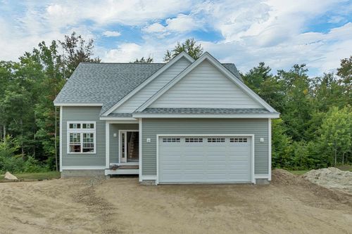 279 Sterling Dr, Laconia, NH, 03246-4904 | Card Image