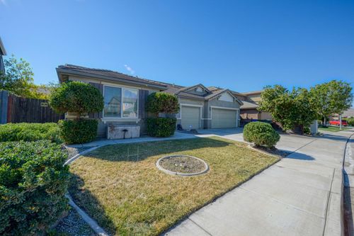 657 Mt Rushmore Drive, Newman, CA, 95360 | Card Image