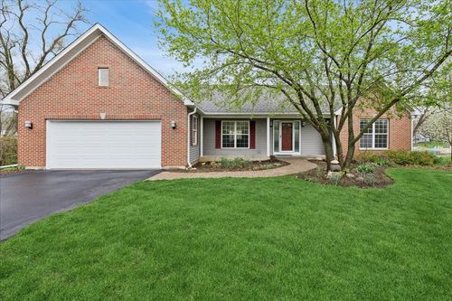 103 Tulip Cir, Island Lake, IL, 60042-8811 | Card Image