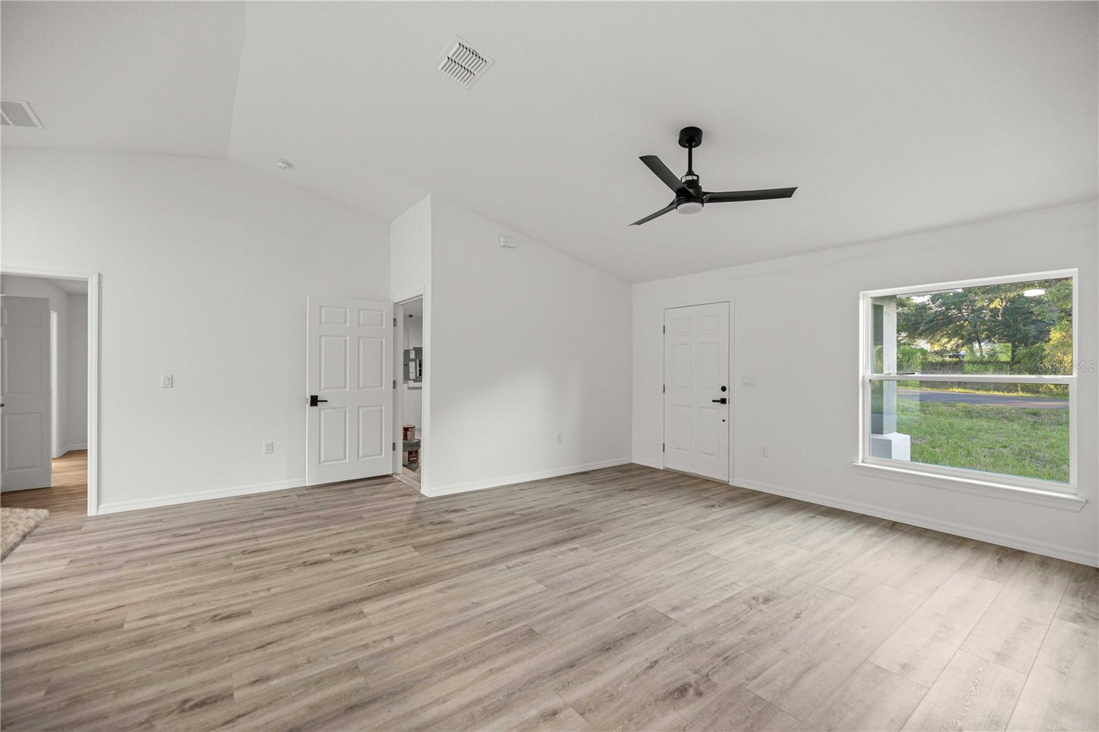 Residential in DUNNELLON 5