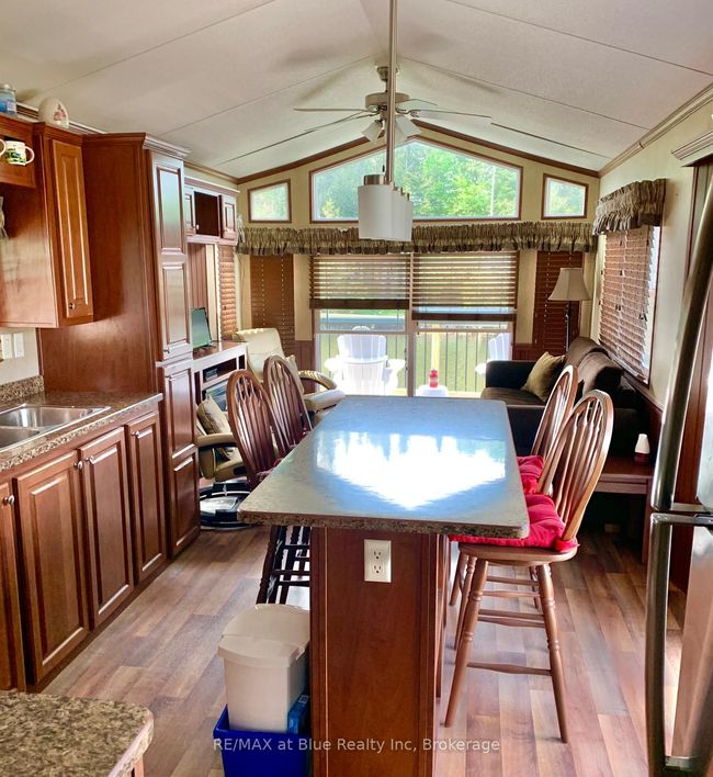 T-112 - 7489 Sideroad 5 N/A E, House other with 2 bedrooms, 1 bathrooms and 2 parking in Wellington North ON | Image 11