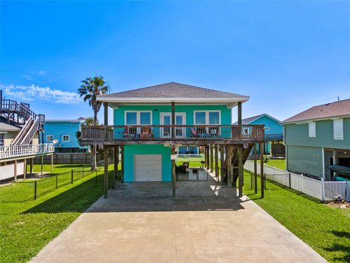 3923 Reeves Dr, Galveston, TX, 77554 | Card Image