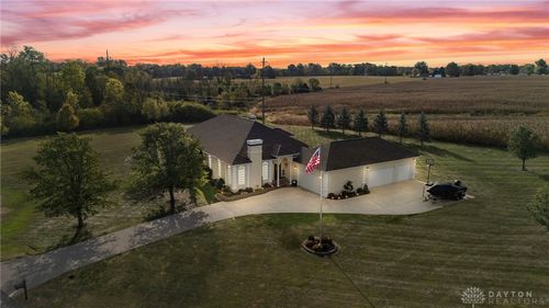 7501 S Brookstone Pl, Brookville, OH, 45309-7628 | Card Image