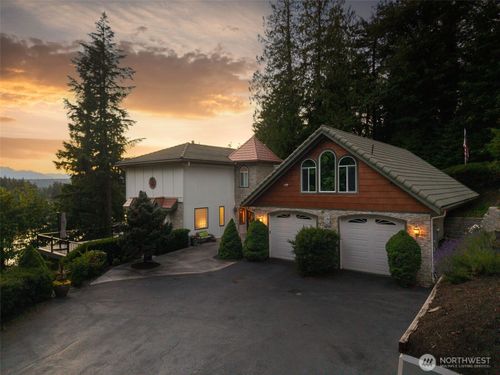 3585 Sulphur Springs Ln, Bremerton, WA, 98310-2200 | Card Image