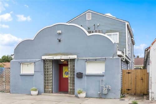 435 Newton St, New Orleans, LA, 70114-5731 | Card Image