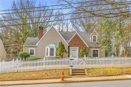 1612 W First Street, Winston-Salem, NC, 27101 | Card Image