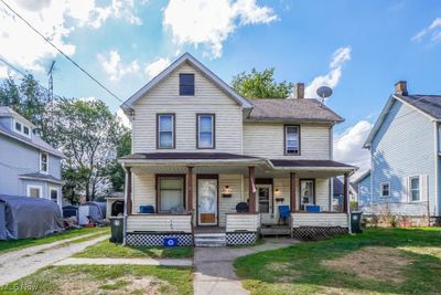 2318 9th Street Sw, Home with 4 bedrooms, 2 bathrooms and null parking in Canton OH | Image 1