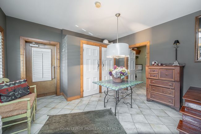 1863 Sydenham Rd, House other with 3 bedrooms, 4 bathrooms and 6 parking in Kingston ON | Image 18