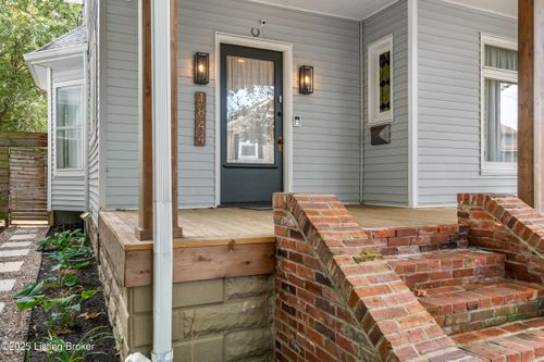 1844 Edgeland Ave, Louisville, KY, 40204-1528 | Card Image