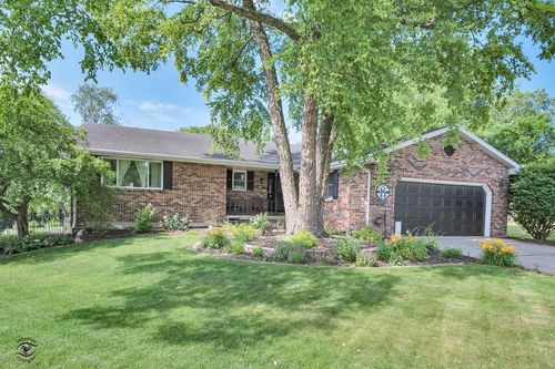 235 Fox Trail Ct, Bourbonnais, IL, 60914-2426 | Card Image
