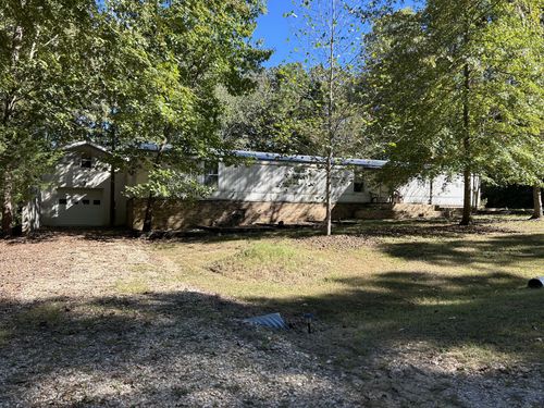 22 Red Oak Cir, Big Sandy, TN, 38221-4272 | Card Image