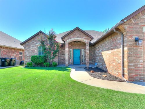 3001 San Juan Trl, Moore, OK, 73160-2154 | Card Image