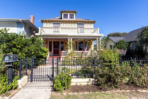 3124 Avenue R, Galveston, TX, 77550-7642 | Card Image
