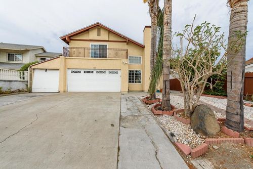 1045 Fuchsia Ln, San Diego, CA, 92154-2642 | Card Image