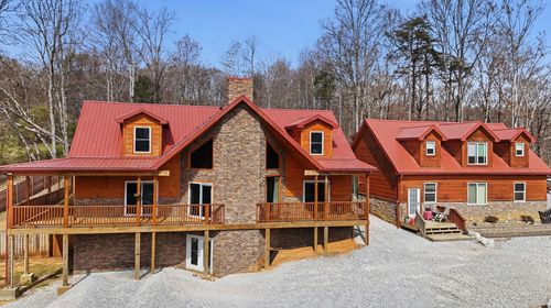 8521 Parker Dr, Corryton, TN, 37721-2107 | Card Image