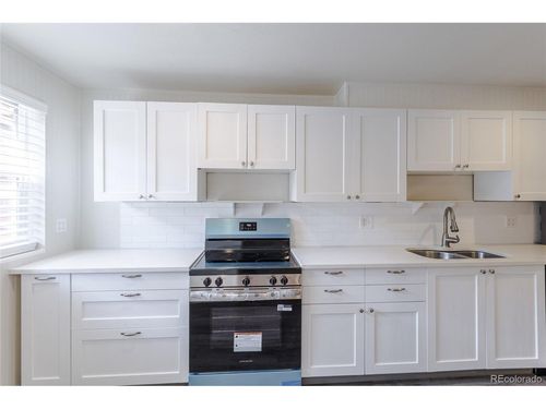 17-1200 S Monaco Street Pkwy, Denver, CO, 80224-1833 | Card Image