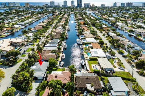 2200 Se 9th St, Pompano Beach, FL, 33062-6703 | Card Image