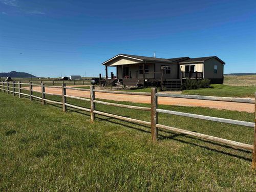 1961 State Highway 585, Sundance, WY, 82729-9552 | Card Image