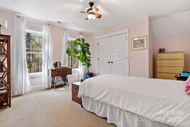 53 Sovereign Ln, House other with 3 bedrooms, 5 bathrooms and null parking in Fairview NC | Image 27