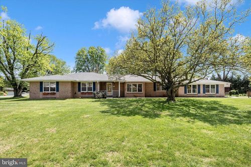 19103 Woodhill Dr, HAGERSTOWN, MD, 21742-2845 | Card Image