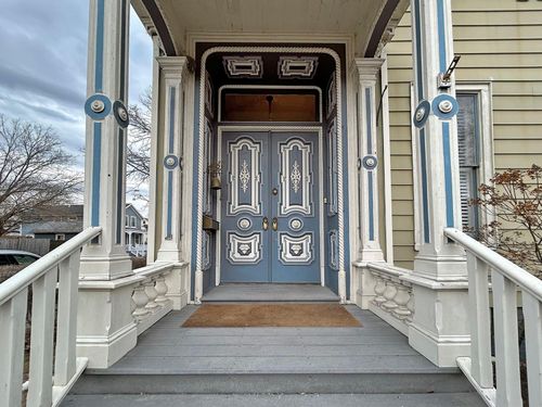 519-517 Washington St, Hudson, NY, 12534-2212 | Card Image