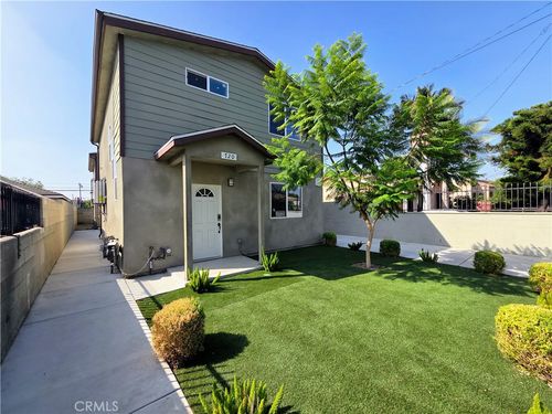 720 W Cherry St, Compton, CA, 90222-3918 | Card Image