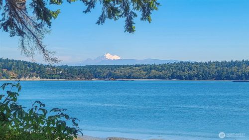 14449 Jura Ln, Anacortes, WA, 98221-8628 | Card Image