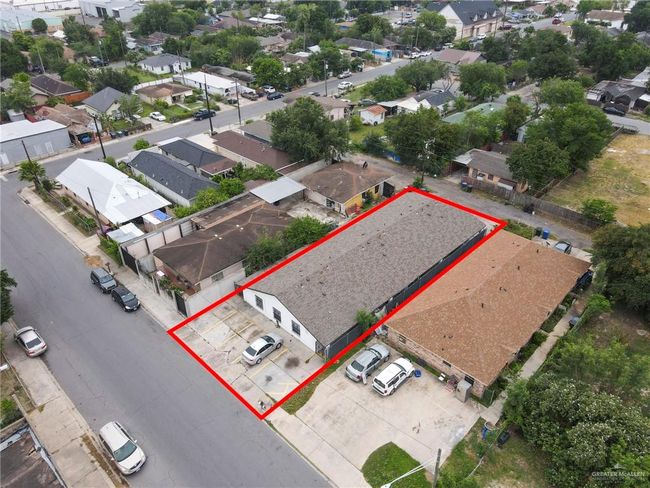 Aerial view with a residential view | Image 12
