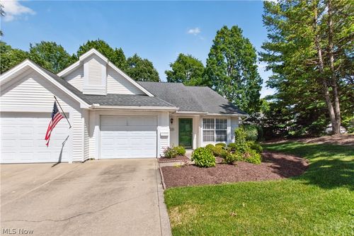 1139 Lake Meadow Ln, Brunswick, OH, 44212-5303 | Card Image